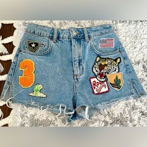 ‼️RARE‼️🎸TopShop🎸🔥NWT🔥Moto Mom Patch Work Raw Hem Side Cut Shorts